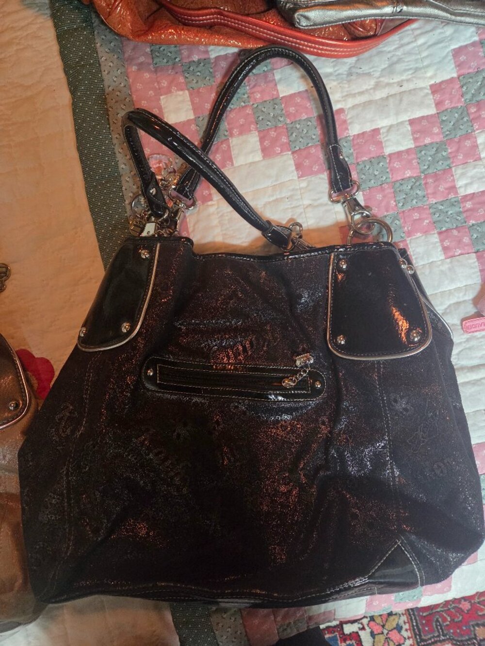 Handbag - Picture 2 of 3